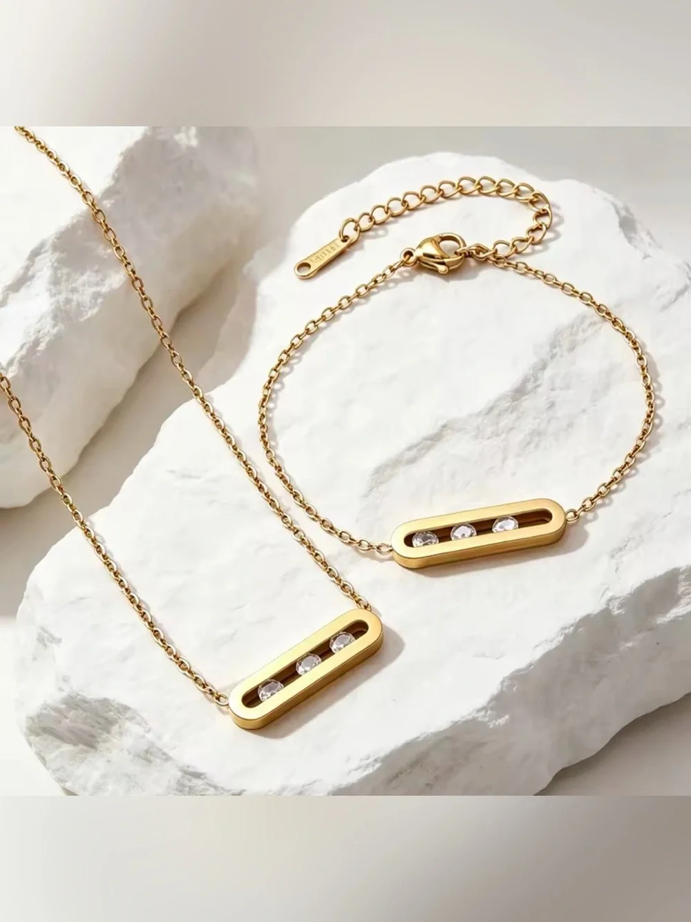 18K Gold Geometrical Link Paperclip Designer Inspired Moving Diamond Necklace